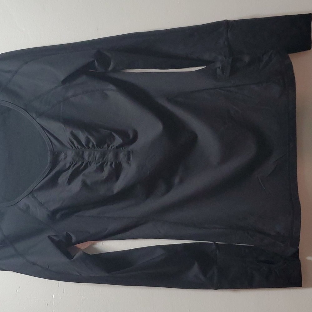 Lululemon womens t-shirt